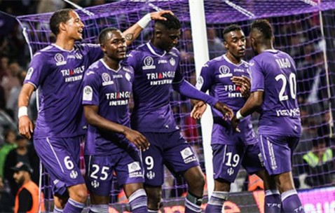 星空体育平台-关于阿雅克肖俱乐部在主场失利后积分遭受影响的信息