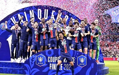 星空体育登录-关于欧冠决赛圣彼得堡举行，万名球迷聚集观战的信息