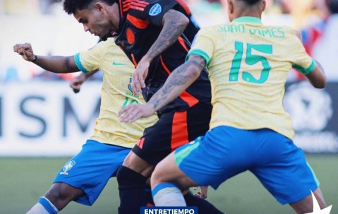 星空体育中国官网-巴西备战对阵哥伦比亚的挑战