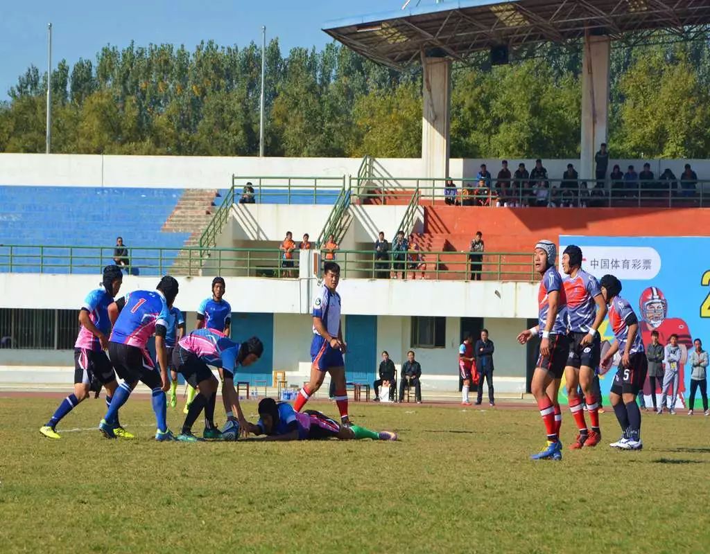 意大利队在橄榄球比赛中斩获佳绩,夺得铜牌的简单介绍 意大利队在橄榄球比赛中斩获佳绩,夺得铜牌的简单介绍