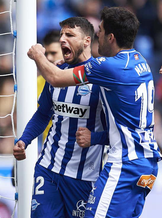 关于阿拉维斯在客场与埃瓦尔握手言和的信息 关于阿拉维斯在客场与埃瓦尔握手言和的信息