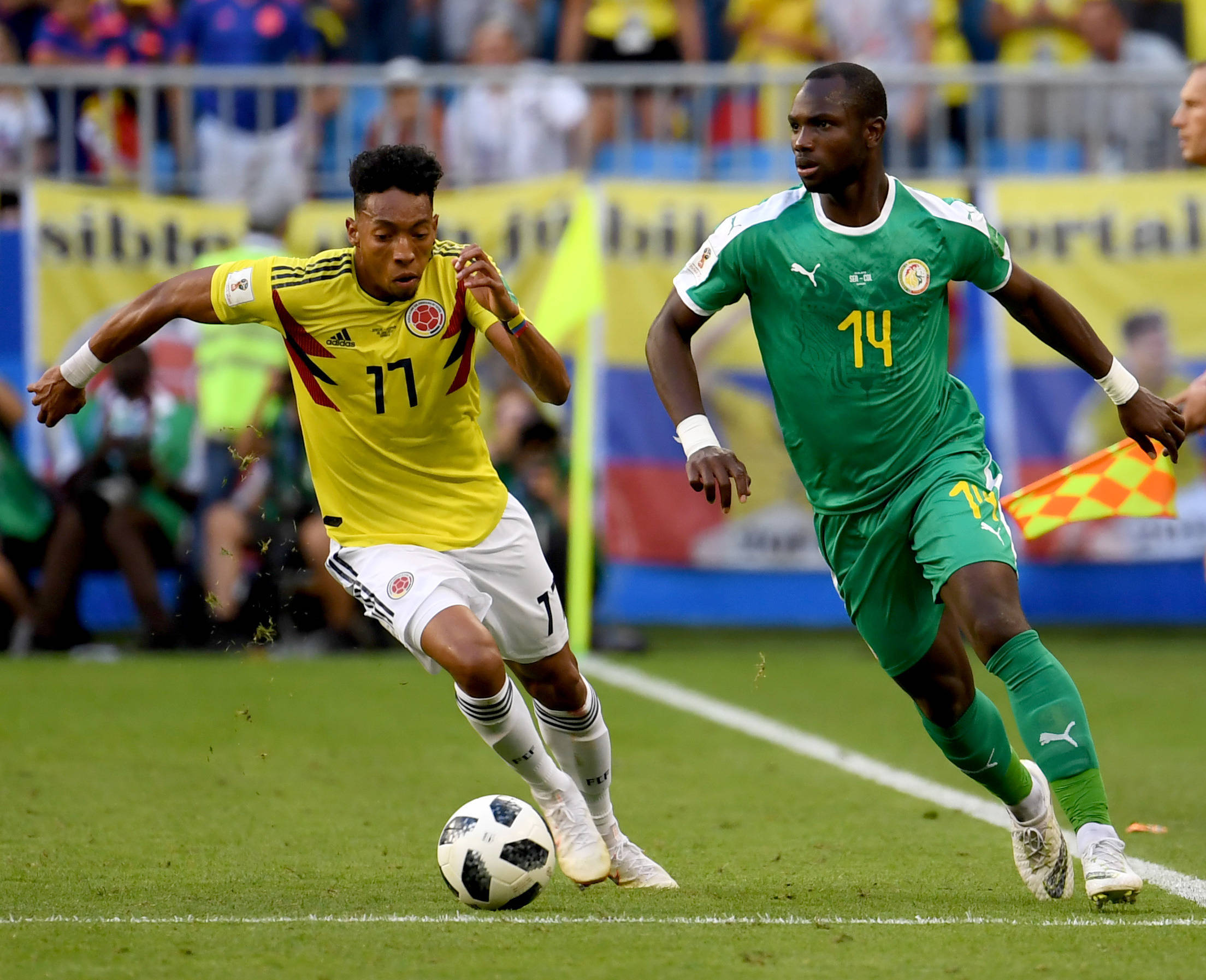 包含足球比赛激情四射,观众欣赏得心花怒放的词条 包含足球比赛激情四射,观众欣赏得心花怒放的词条